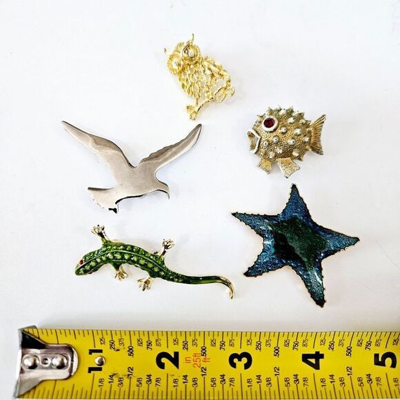 Vintage Lot of Five Figural Brooch Pins Owl Puffer Fish Starfish Seagull Lizard - Picture 8 of 8